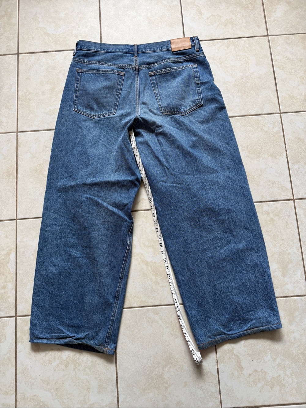 Aritzia Denim Forum 003 Relaxed Lo-Rise Baggy Jean - Picture 3 of 10